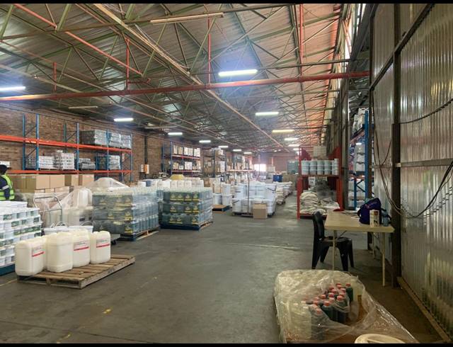 5,235M² WAREHOUSE FOR SALE IN ALBERTON NORTH